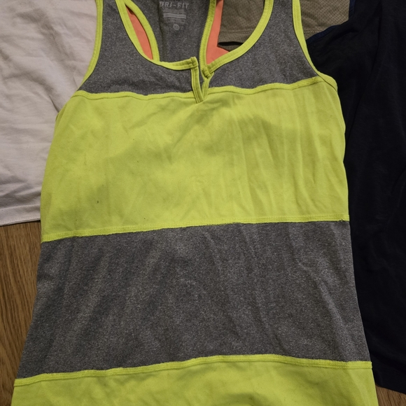 Assorted Women's Tank Tops - Picture 2 of 12